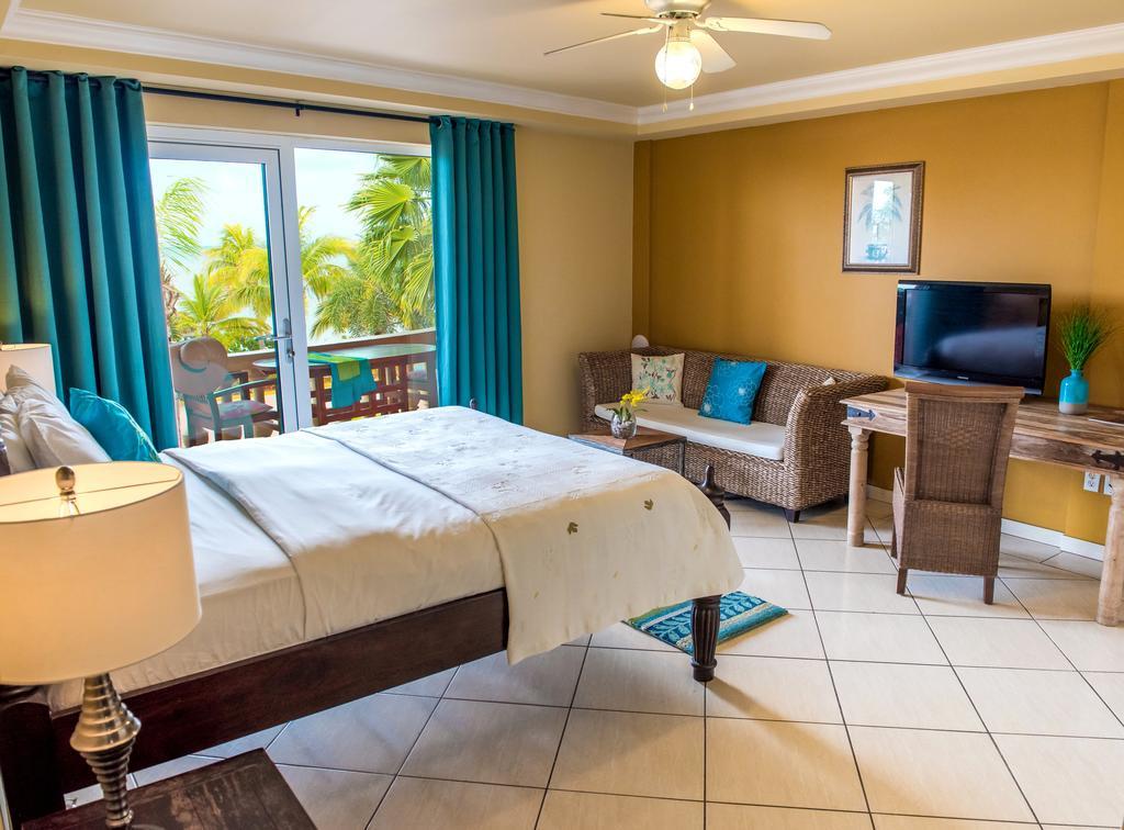ホテル Aruba Surfside Marina オラニエスタッド エクステリア 写真