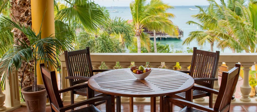 ホテル Aruba Surfside Marina オラニエスタッド エクステリア 写真