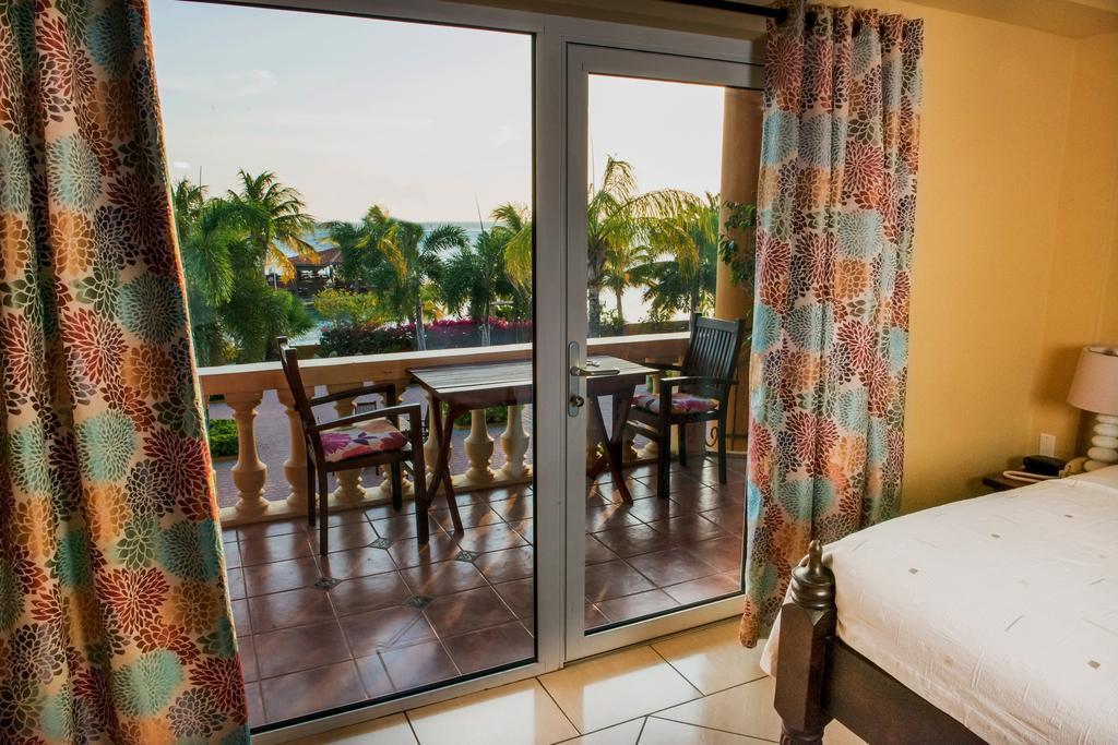 ホテル Aruba Surfside Marina オラニエスタッド エクステリア 写真